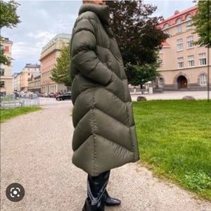 NWT Aritzia Wilfred The Cloud Puff